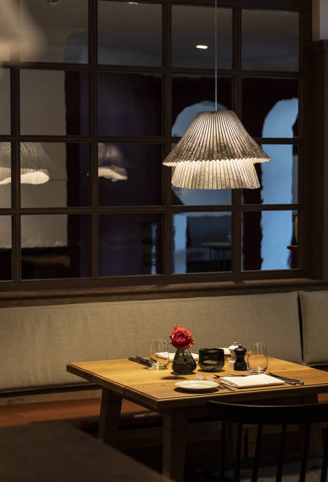 Tisch im Restaurant für Zwei, Romantisches Hotel Eibsee