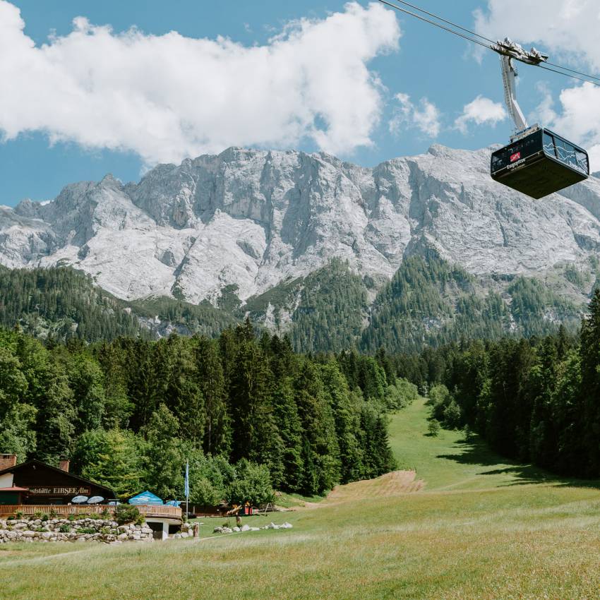 The Zugspitze awaits: Up to the summit! - Hotel Eibsee