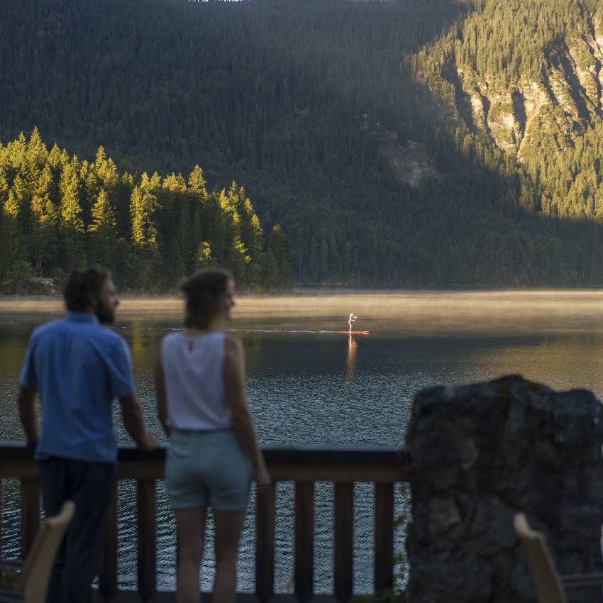 Birkenhof hotel garden: Idyll with a view - Hotel Eibsee