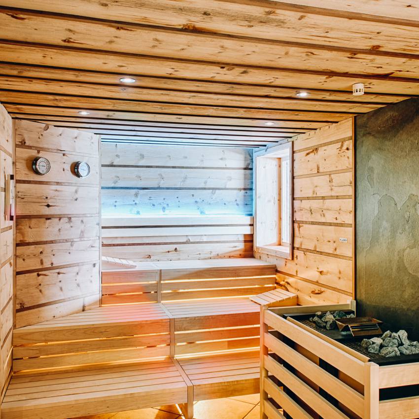 Swiss pine sauna: Deluxe sauna - Hotel Eibsee