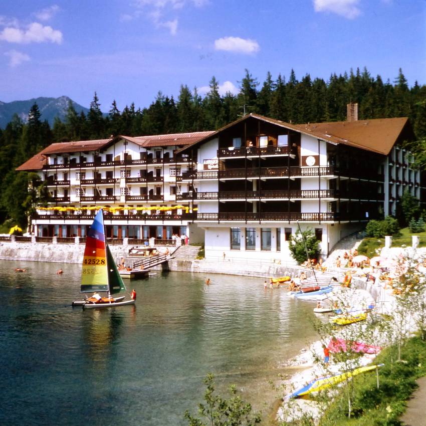The reopening in 1977: Starting over - Hotel Eibsee