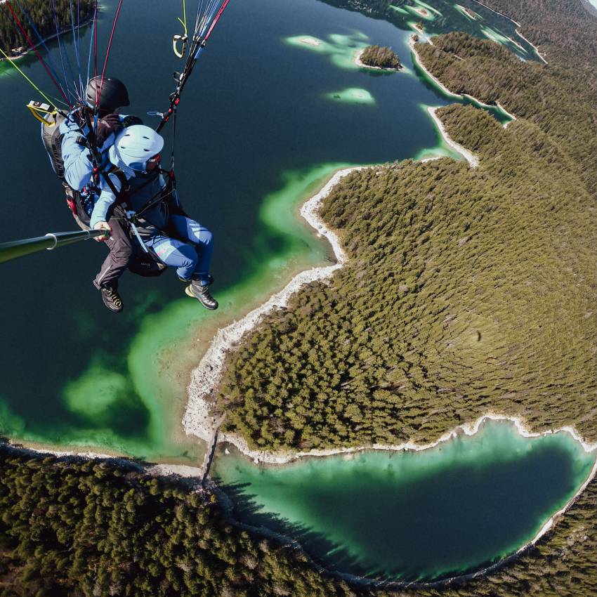The dream of flying: Adrenaline kick included. - Hotel Eibsee